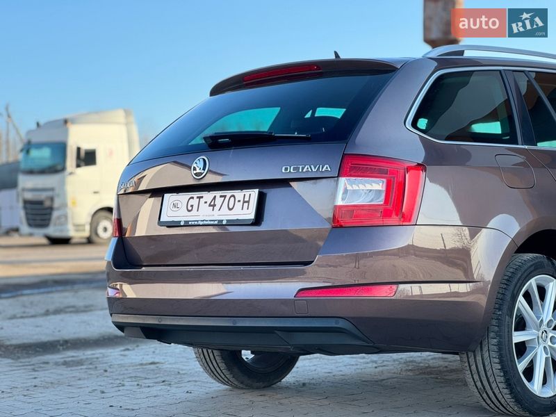 Универсал Skoda Octavia 2015 в Ровно