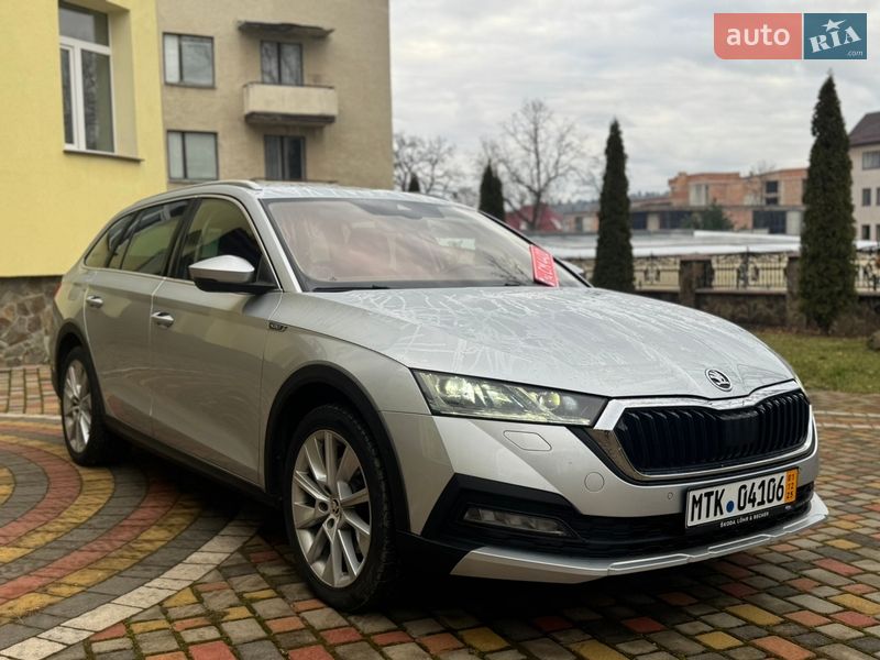 Универсал Skoda Octavia 2022 в Стрые