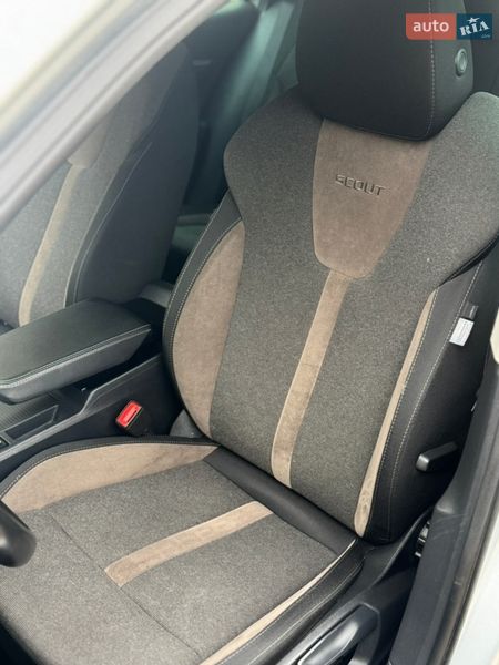 Универсал Skoda Octavia 2022 в Стрые