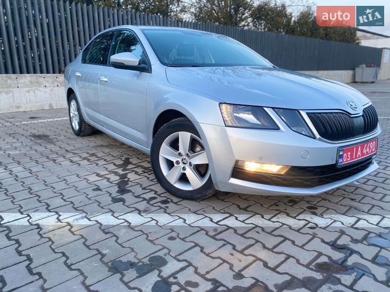 Лифтбек Skoda Octavia 2019 в Луцке