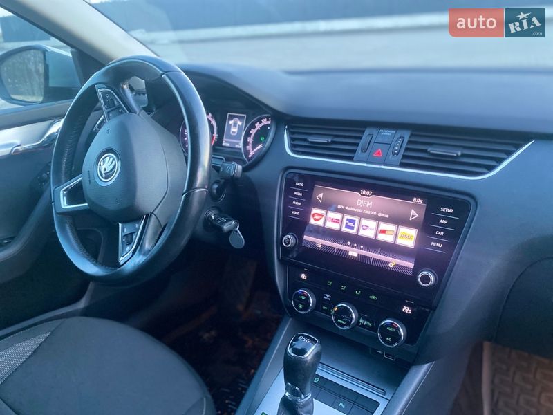 Лифтбек Skoda Octavia 2019 в Луцке