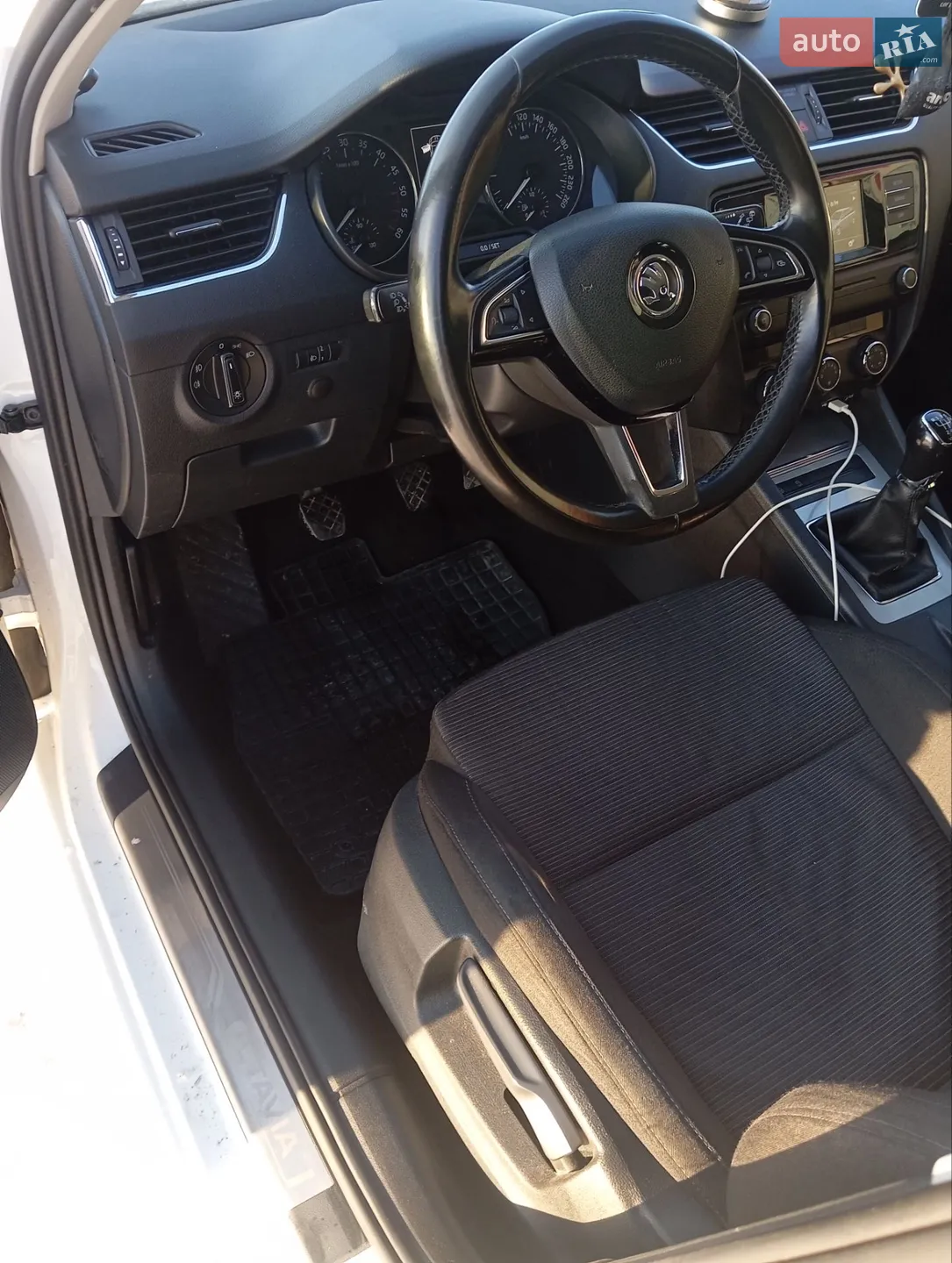 2015 Skoda Octavia - мініатюра 8