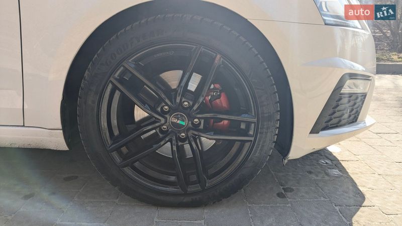 Універсал Skoda Octavia 2017 в Львові