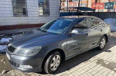 Лифтбек Skoda Octavia 2012 в Сумах