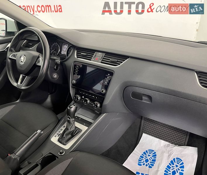 Универсал Skoda Octavia 2019 в Львове