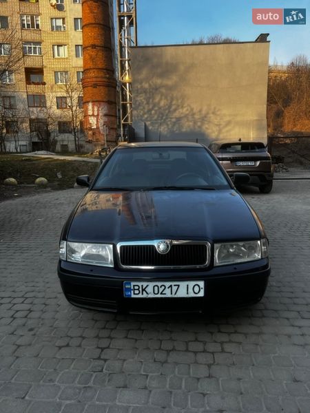 Лифтбек Skoda Octavia 2000 в Львове