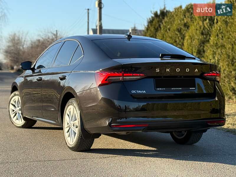 Лифтбек Skoda Octavia 2024 в Днепре