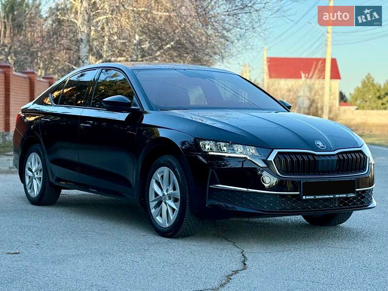 Лифтбек Skoda Octavia 2024 в Днепре