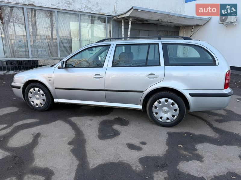 Универсал Skoda Octavia 2003 в Полтаве