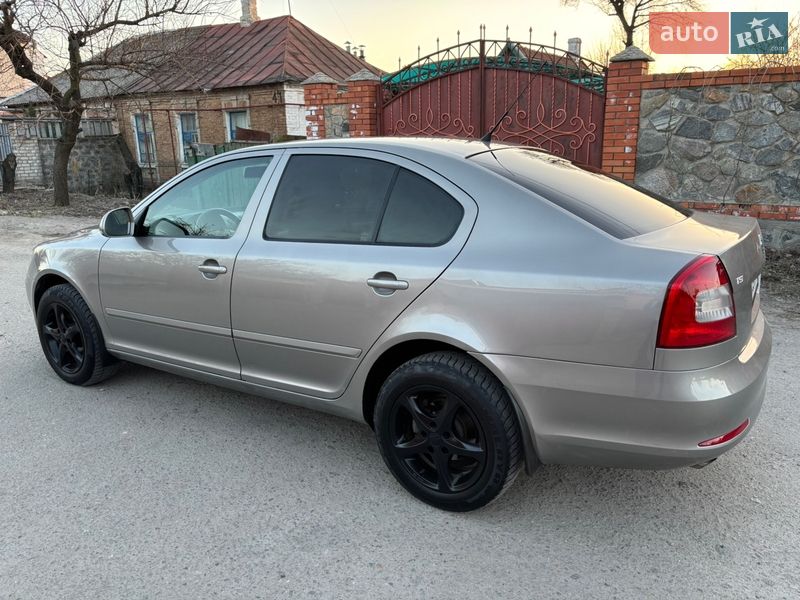 Лифтбек Skoda Octavia 2009 в Запорожье