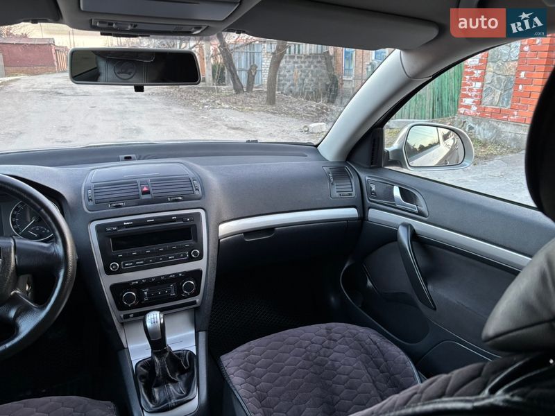 Лифтбек Skoda Octavia 2009 в Запорожье