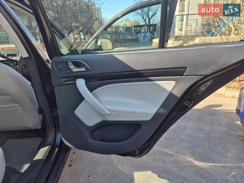 Ліфтбек Skoda Octavia 2011 в Києві