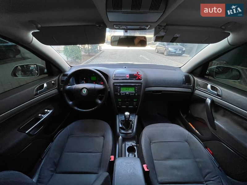 Лифтбек Skoda Octavia 2005 в Ивано-Франковске