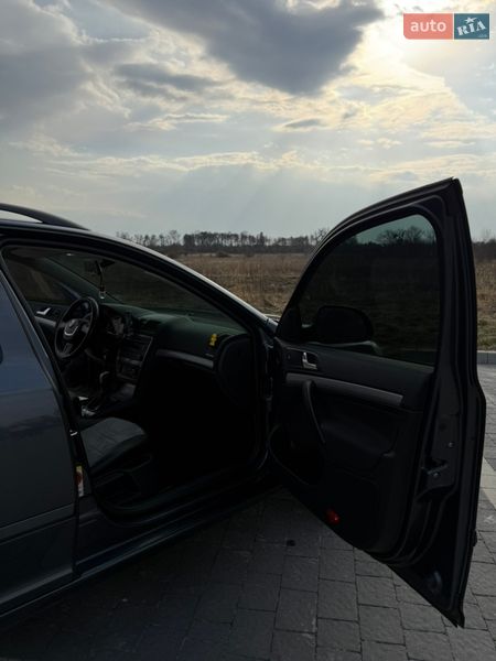 Универсал Skoda Octavia 2009 в Пустомытах