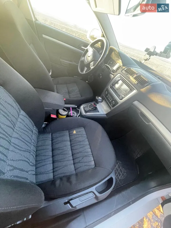 2013 Skoda Octavia - мініатюра 22