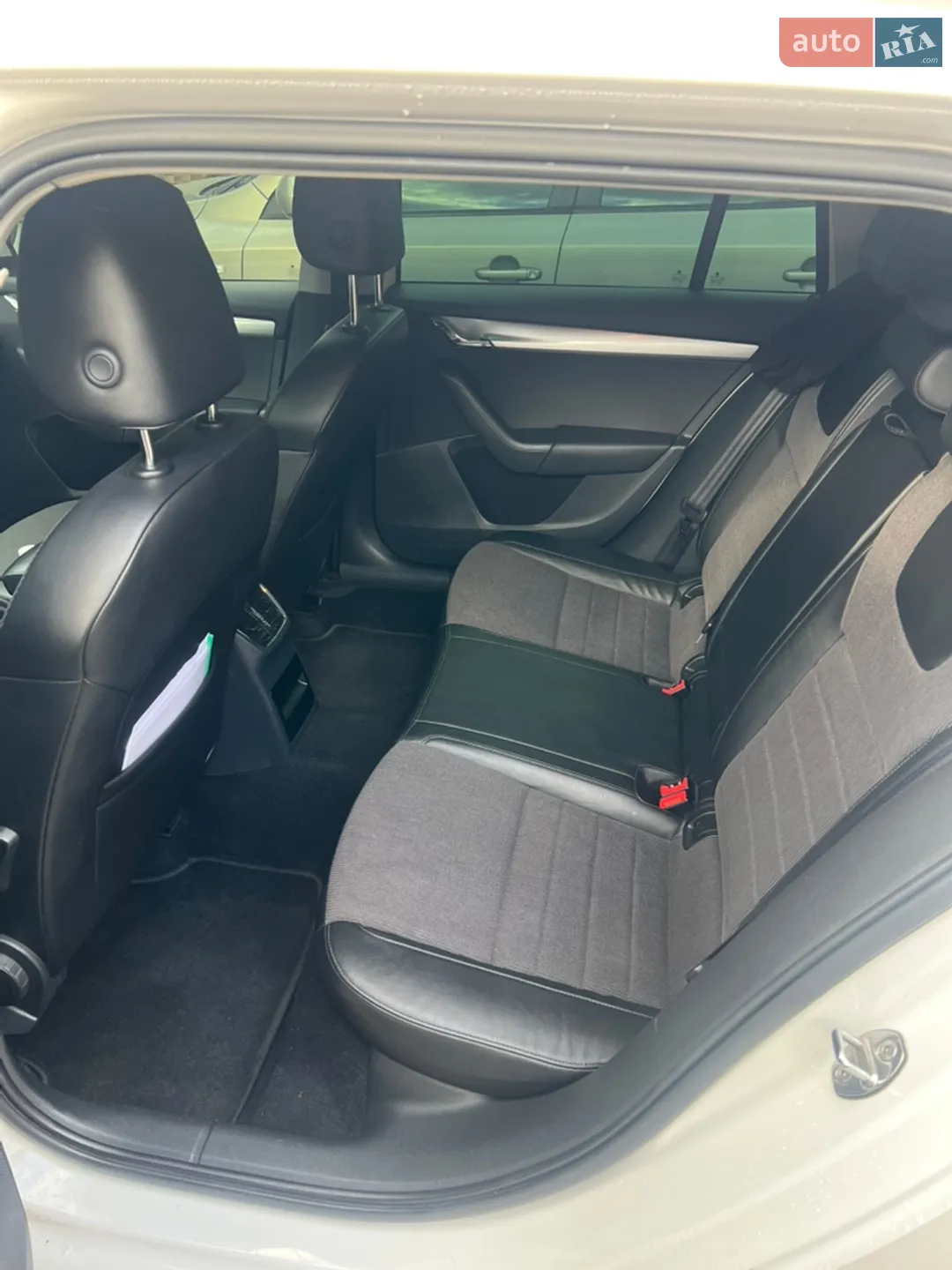 2014 Skoda Octavia - мініатюра 2