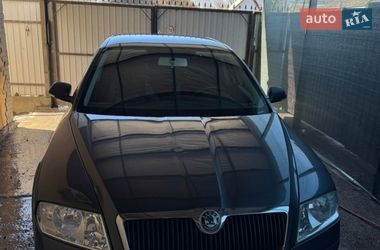 Лифтбек Skoda Octavia 2006 в Ичне