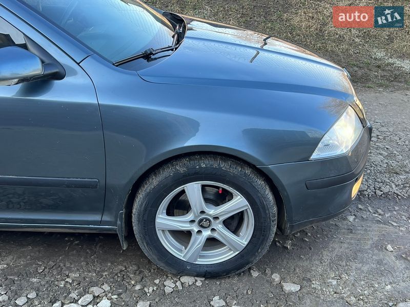 Лифтбек Skoda Octavia 2005 в Кицмани