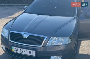Лифтбек Skoda Octavia 2006 в Смеле