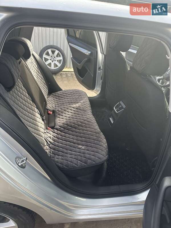 Универсал Skoda Octavia 2014 в Вижнице