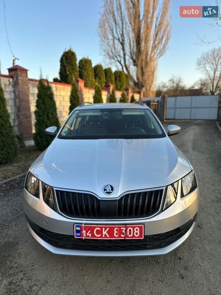 Универсал Skoda Octavia 2019 в Луцке фото 10 Универсал Skoda Octavia 2019 в Луцке