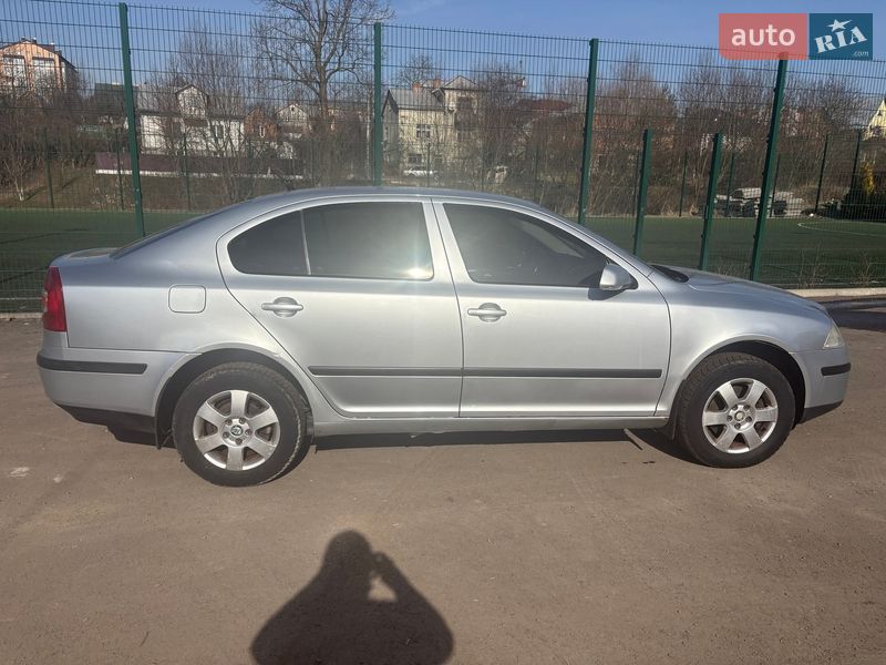 Лифтбек Skoda Octavia 2008 в Львове