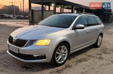 Універсал Skoda Octavia 2017 в Винниках