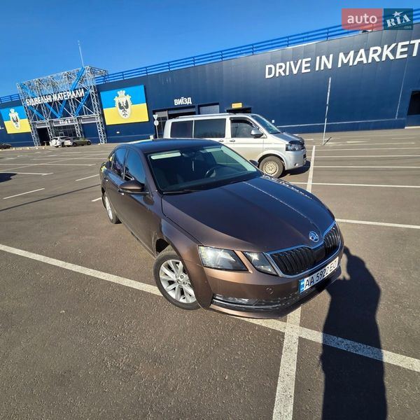 Лифтбек Skoda Octavia 2018 в Чернигове