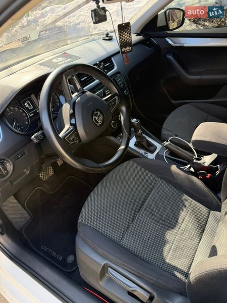 Универсал Skoda Octavia 2016 в Казатине
