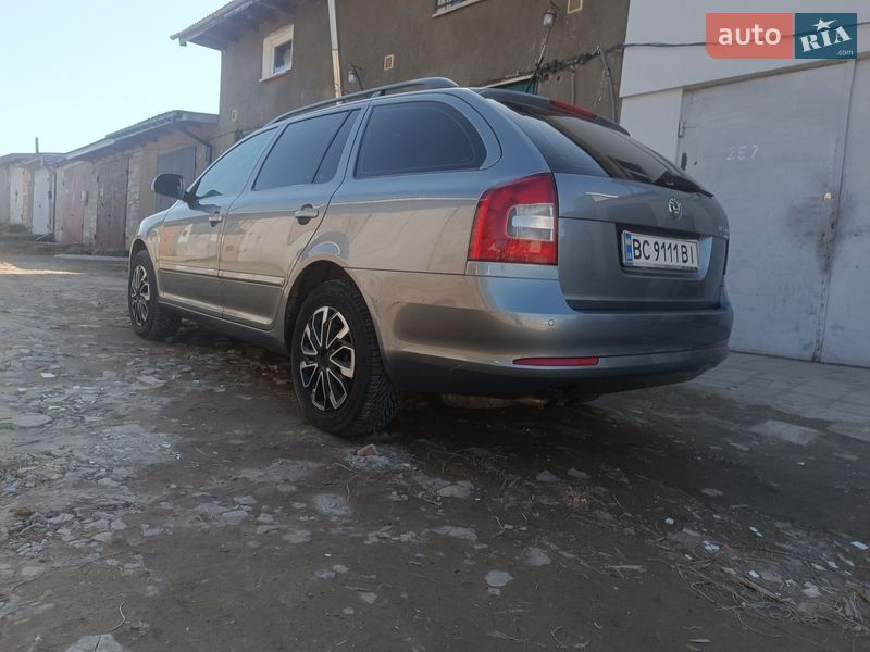 Універсал Skoda Octavia 2012 в Трускавці