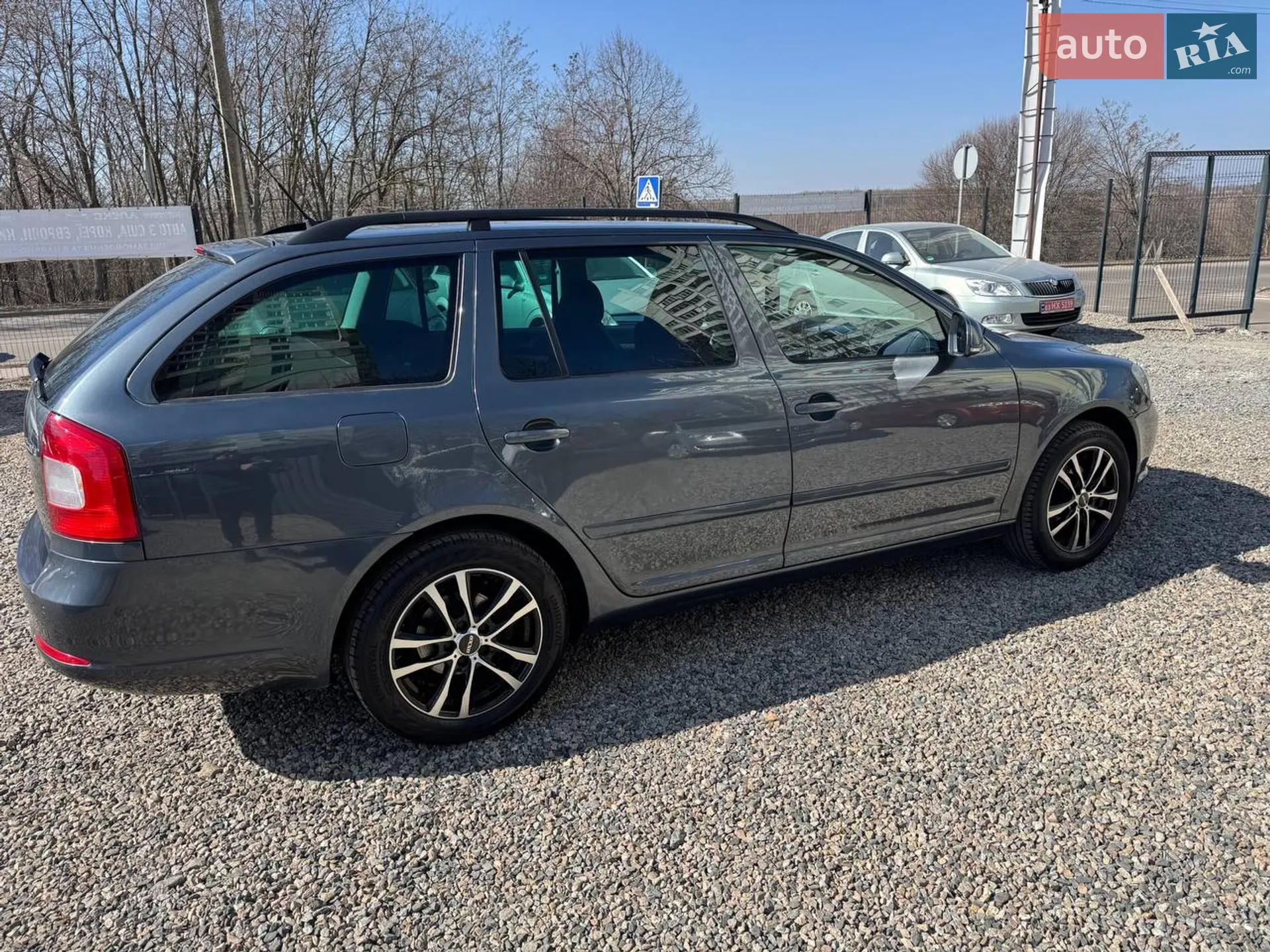 2010 Skoda Octavia - мініатюра 24
