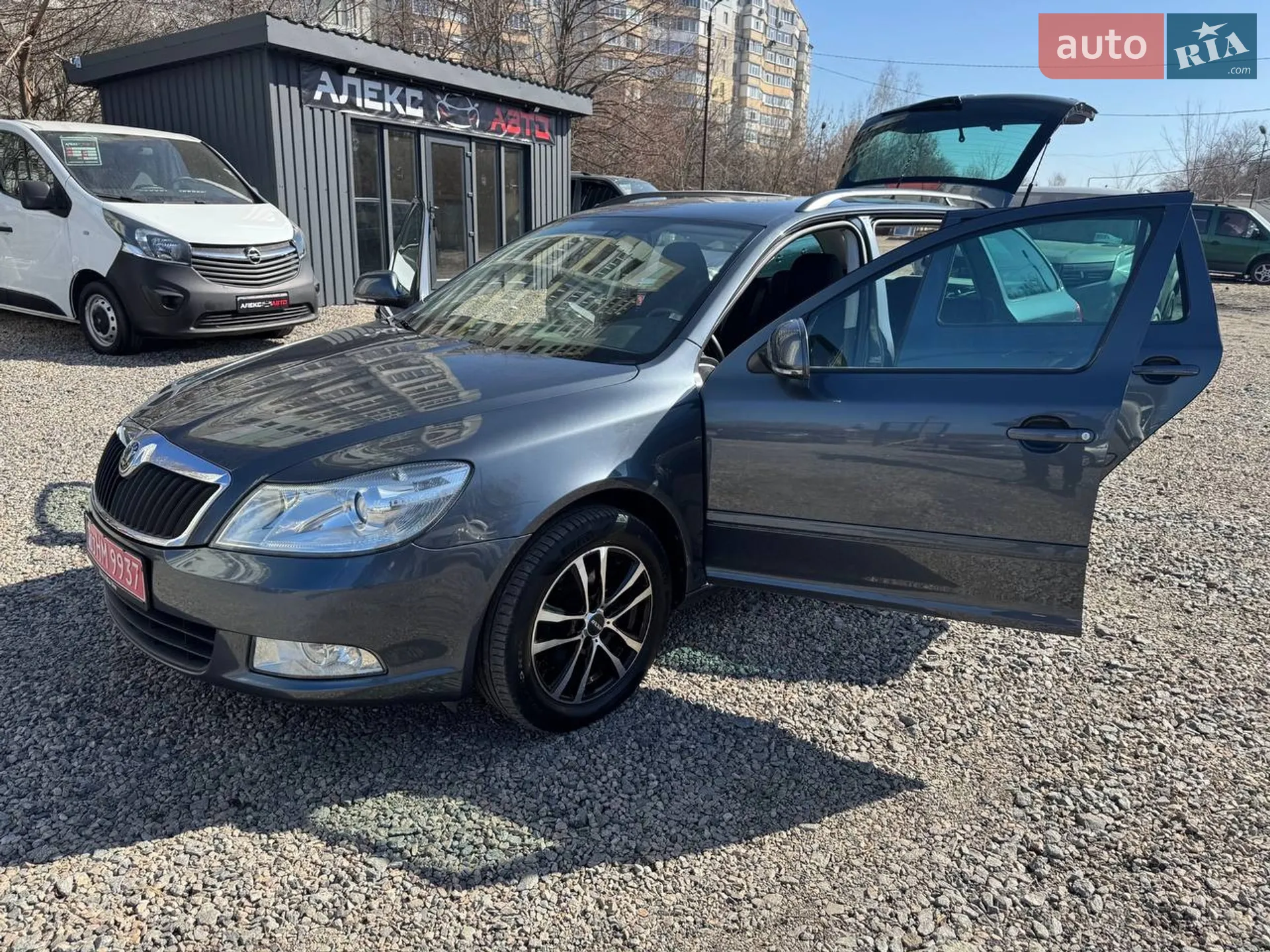 2010 Skoda Octavia - мініатюра 59