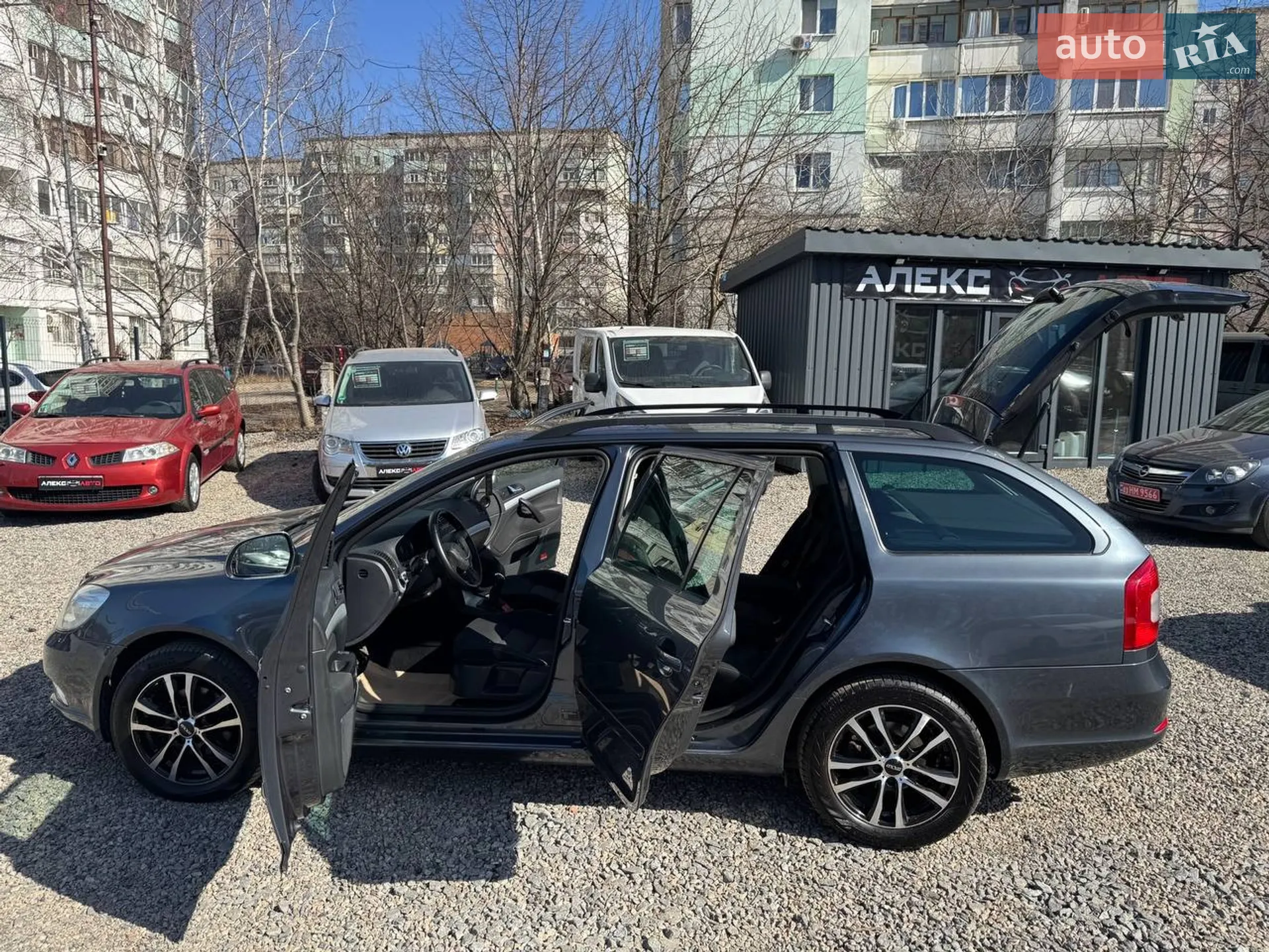 2010 Skoda Octavia - мініатюра 64