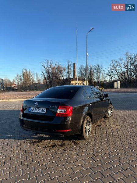 Лифтбек Skoda Octavia 2017 в Кривом Роге