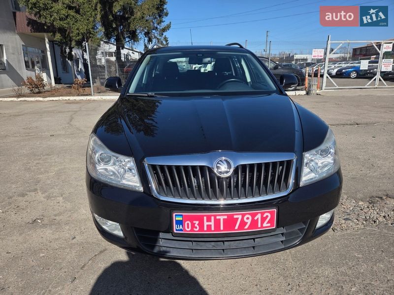 Универсал Skoda Octavia 2010 в Полтаве