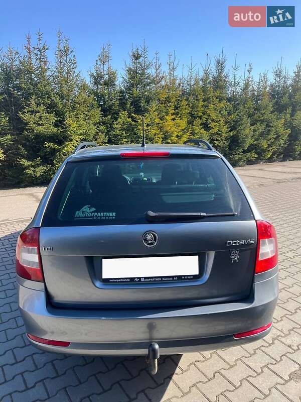 Універсал Skoda Octavia 2011 в Шепетівці