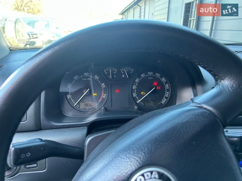 Универсал Skoda Octavia 2009 в Полтаве