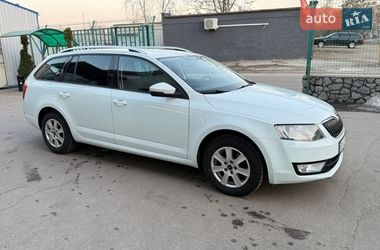 Универсал Skoda Octavia 2015 в Кременчуге
