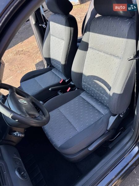 Лифтбек Skoda Octavia 2008 в Полтаве