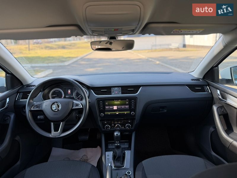 Универсал Skoda Octavia 2019 в Радивилове