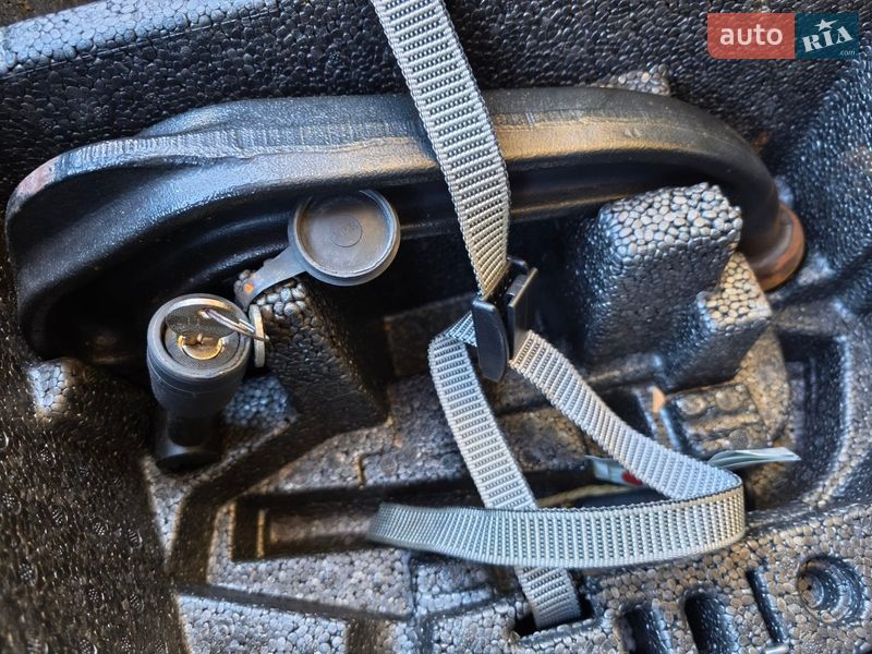 Универсал Skoda Octavia 2011 в Киеве фото 26 Универсал Skoda Octavia 2011 в Киеве