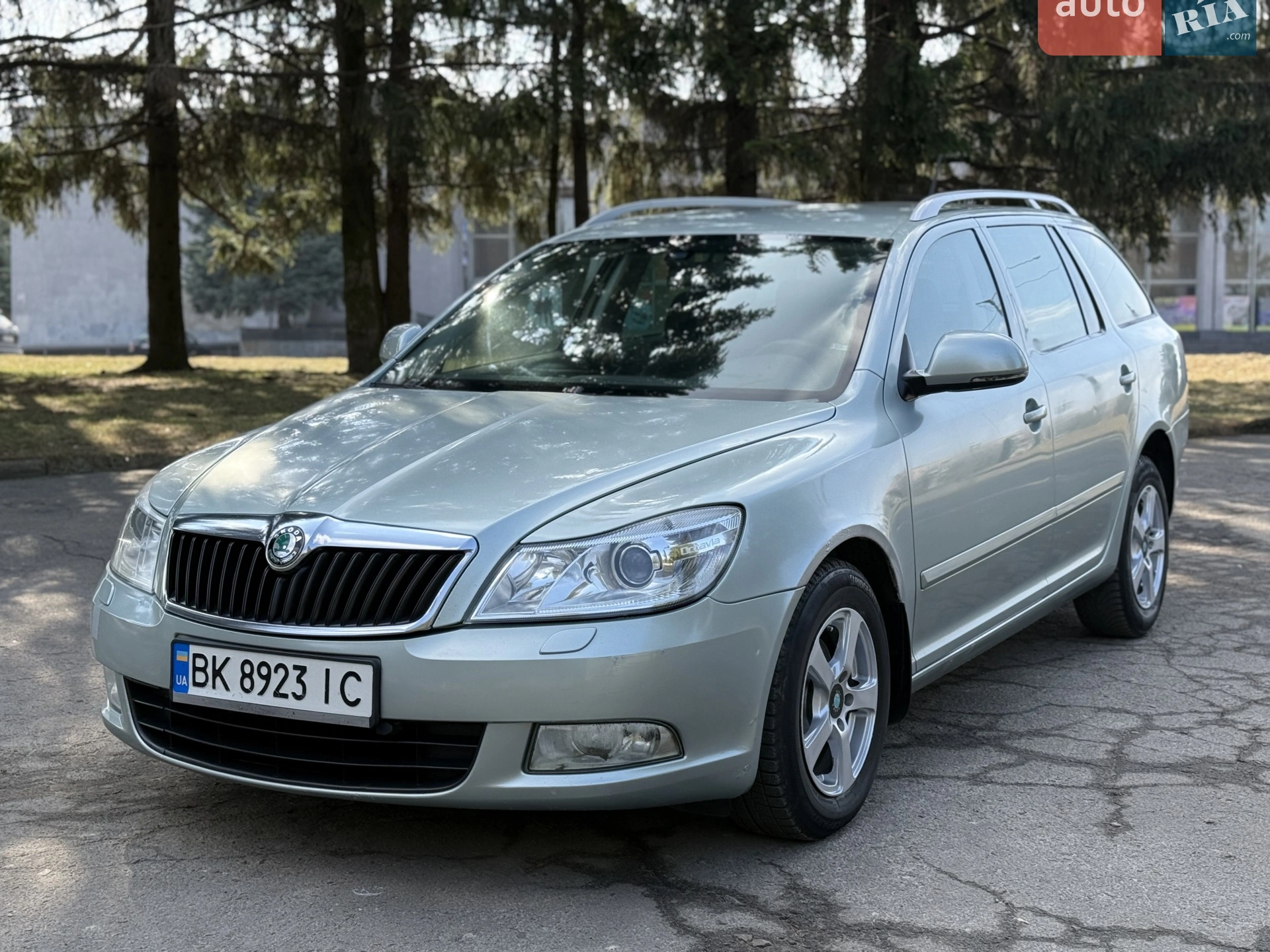 2011 Skoda Octavia - мініатюра 2