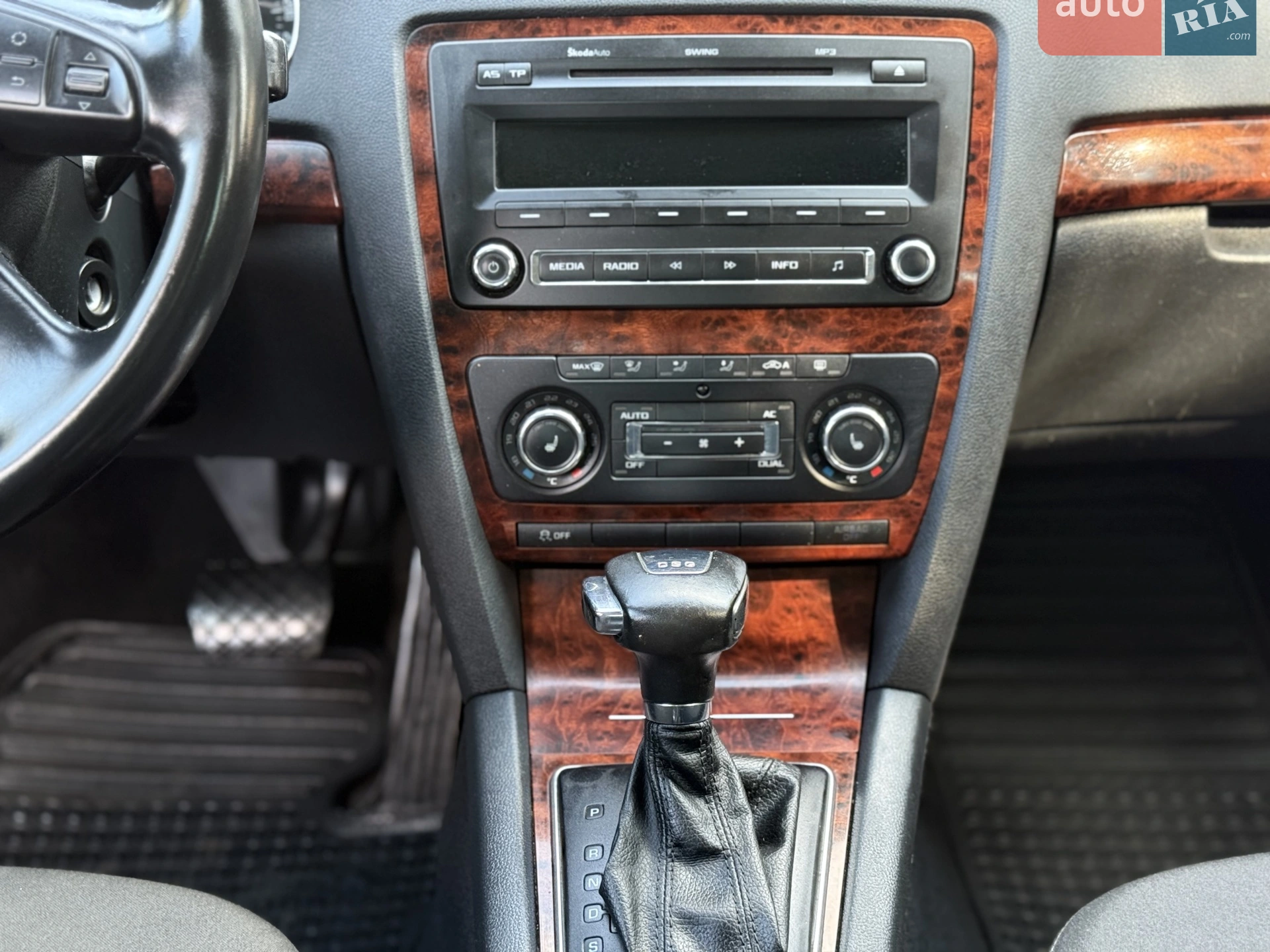 2011 Skoda Octavia - мініатюра 54