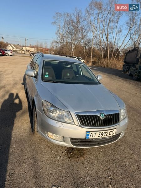 Универсал Skoda Octavia 2011 в Рогатине