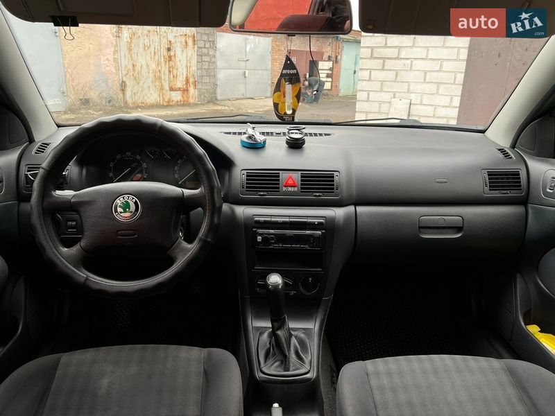Универсал Skoda Octavia 2003 в Полтаве