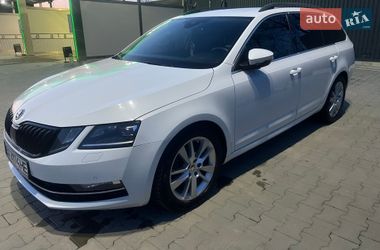 Универсал Skoda Octavia 2017 в Хмельницком