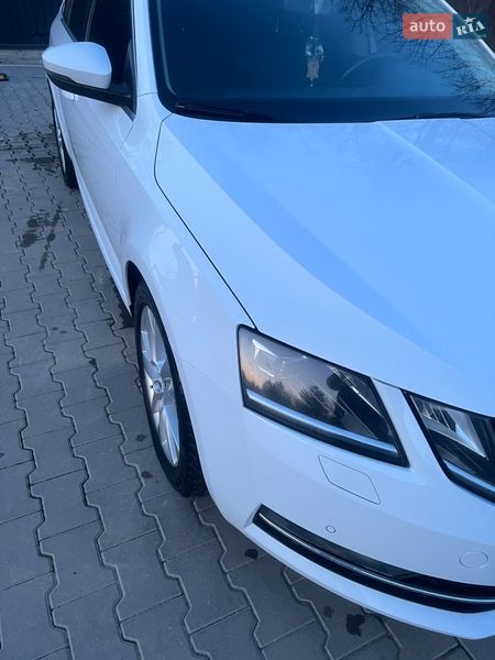 Универсал Skoda Octavia 2017 в Хмельницком