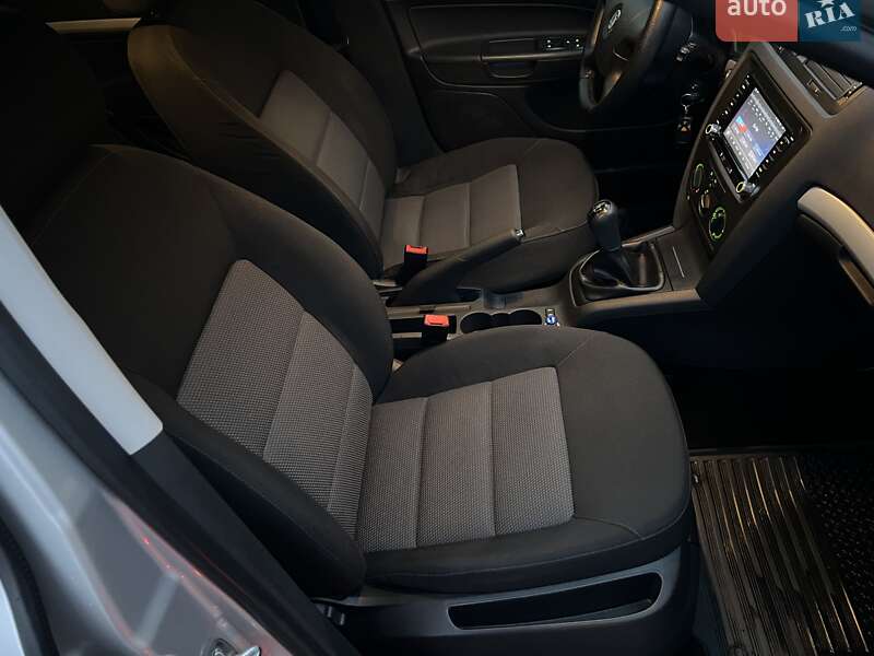 Лифтбек Skoda Octavia 2006 в Одессе