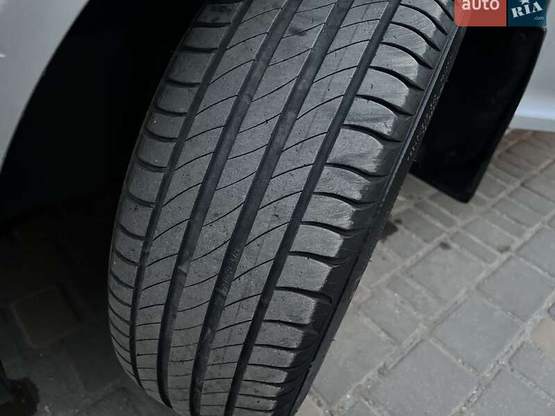 Лифтбек Skoda Octavia 2006 в Одессе