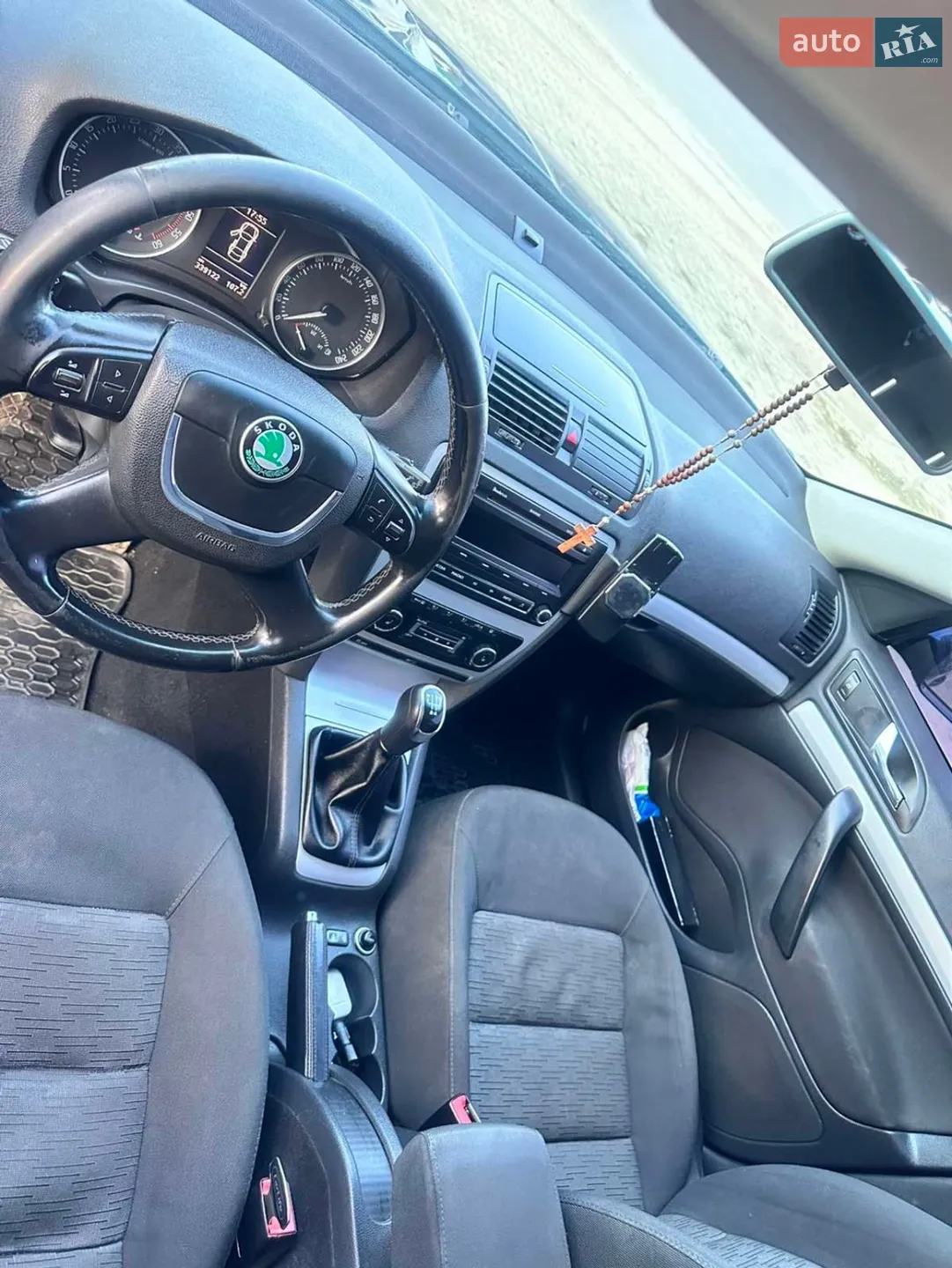 2010 Skoda Octavia - мініатюра 16
